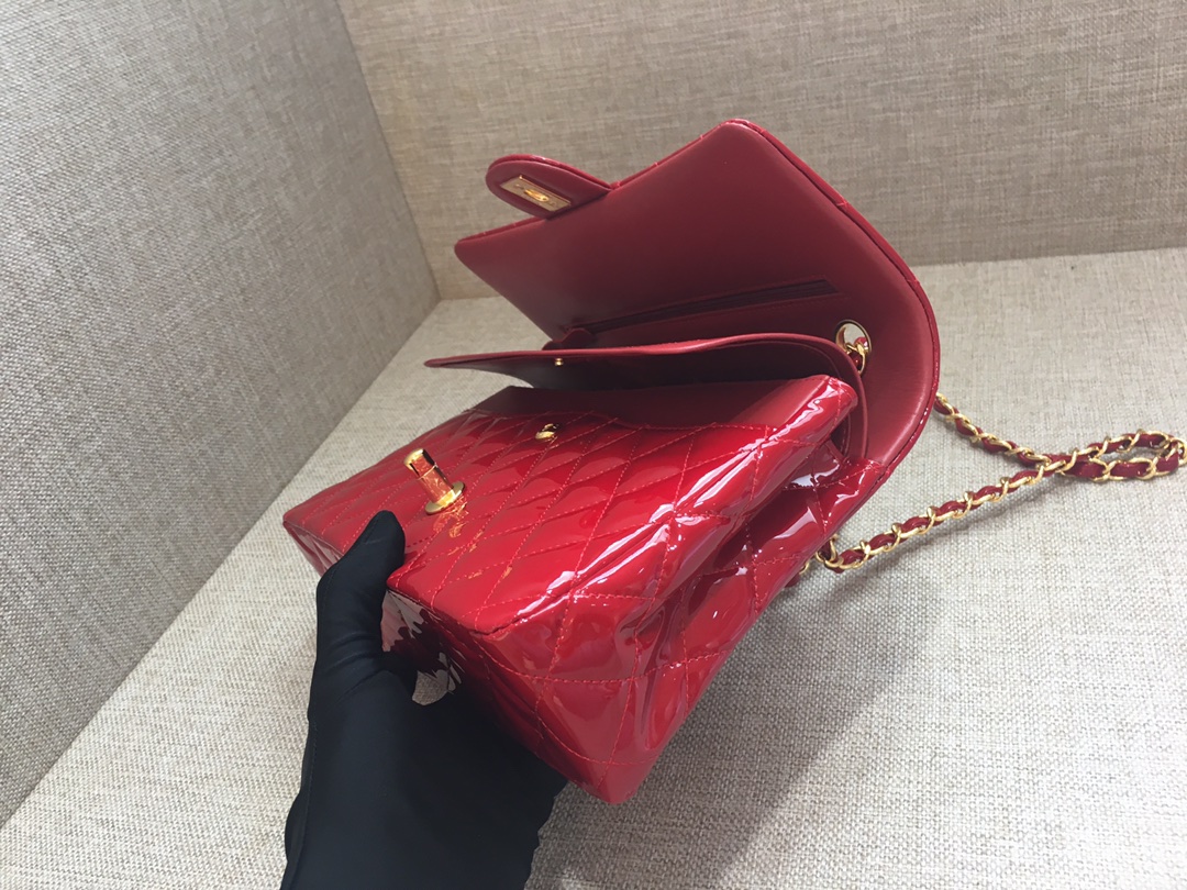 Medium Classic Flap Patent Leather Bag AO1112 Red/Gold